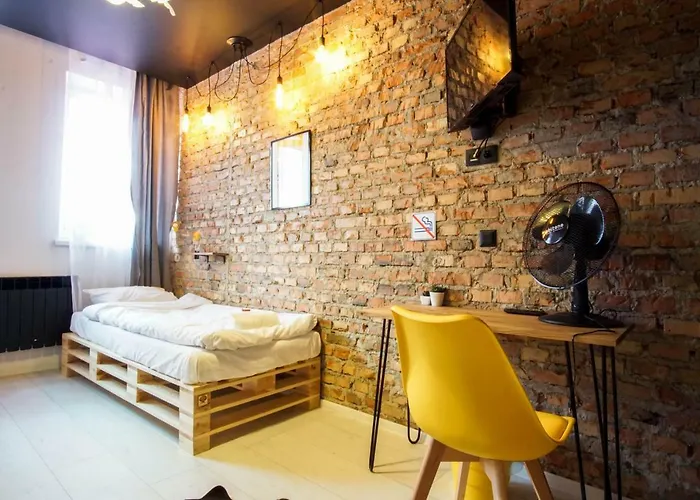 Retro Apartments