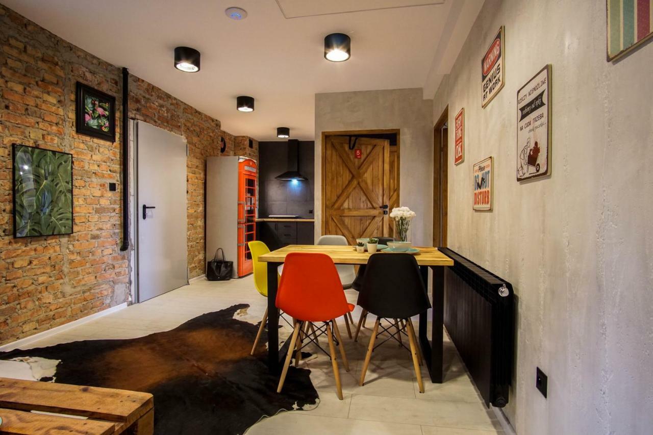 Apartment Retro *